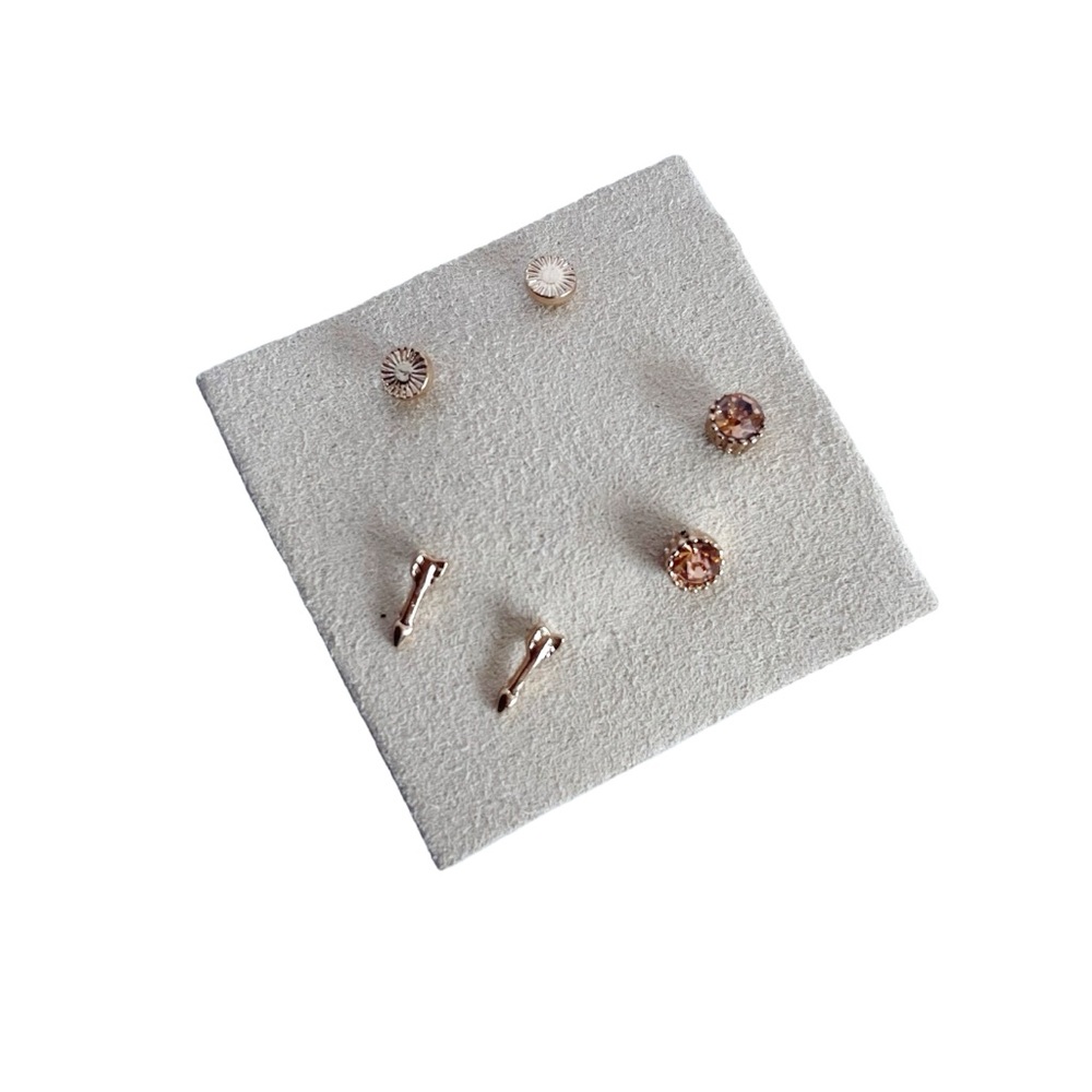 Womens Fashion Stud Earrings Minimalist Style Rose Gold Tone Arrow Sparkle Chic